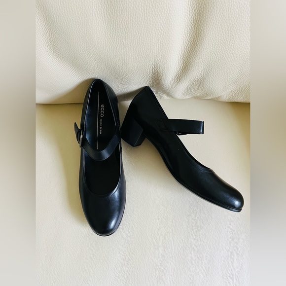 New in Box ECCO Women's Shape M 35 Mary Jane Pump US Size: 11-11.5 - Picture 17 of 17